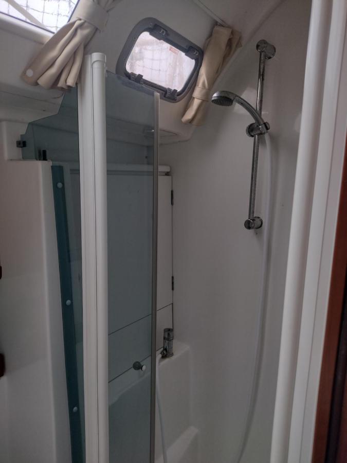Private Room On Sailing Yacht 'Victoire' Marzamemi Exterior photo